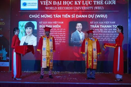 Grand-Reunion-of-World-Record-Presidents-in-Vietnam-234